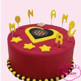 Gâteau d'anniversaire thème Barbie - Espérance Cake Design