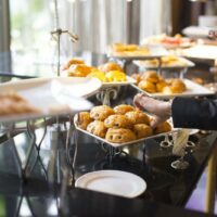 Formule Pause Café Riche – Sucré & Salé avec Service