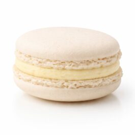 Macaron Vanille – Coque Croquante & Ganache Fondante