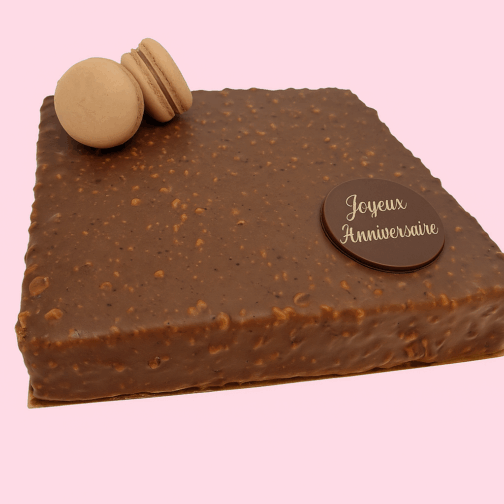 Entremet Craqueline Chocolat, mariage praliné et noisette avec mousse chocolat, livraison Grand Tunis.